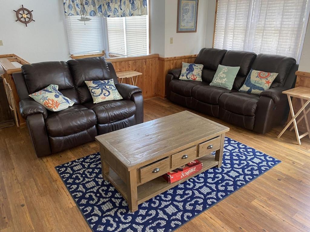 Obx Family Home With Pool - Pet Friendly - Close To Beach- Pool Open Late Apr Through Oct Corolla Dış mekan fotoğraf